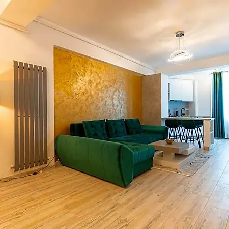 Hotel By R S 3 Constanţa